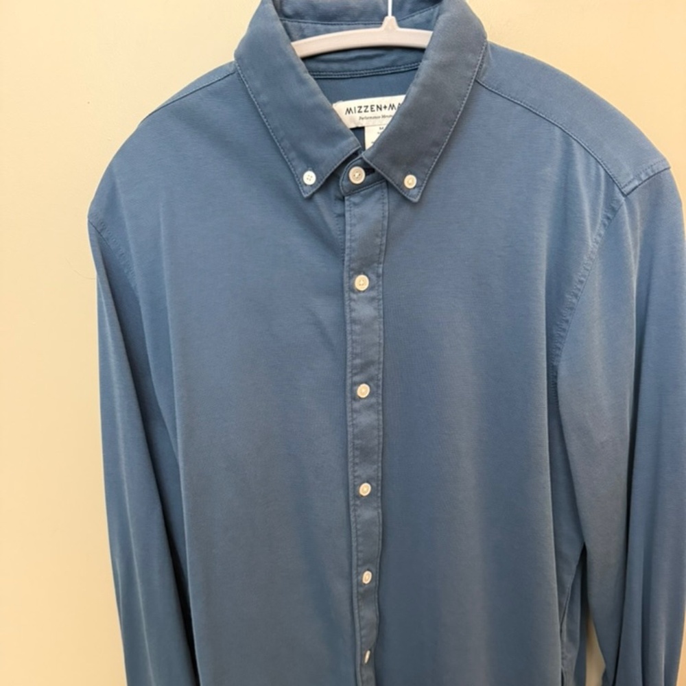 Mizzen+Main Performance Button-Up Shirt – Blue, Size Medium (Trim Fit)
